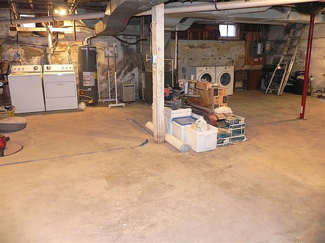 200 Michigan Avenue, Sturgis, MI 49091