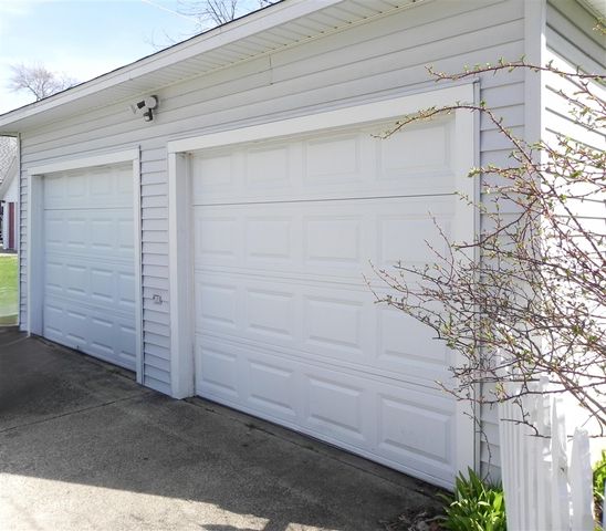 200 Michigan Avenue, Sturgis, MI 49091