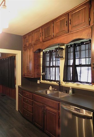 200 Michigan Avenue, Sturgis, MI 49091
