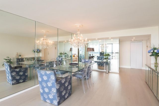 2000 Presidential Way 1606, West Palm Beach, FL 33401