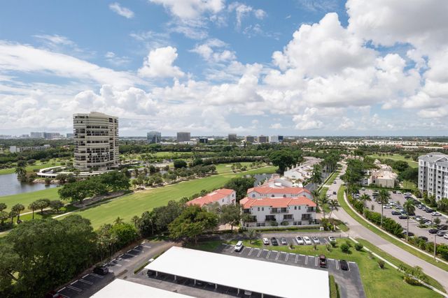 2000 Presidential Way 1606, West Palm Beach, FL 33401