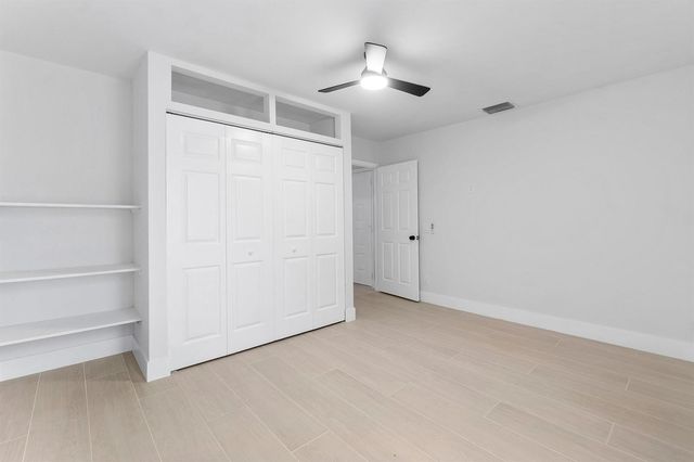 5119 Oak Hill Road, Delray Beach, FL 33484