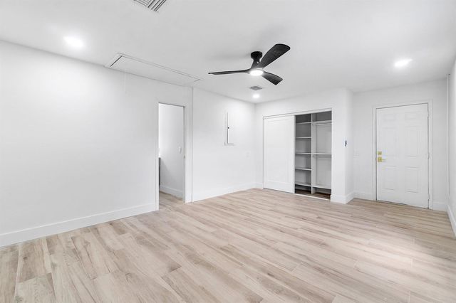 5119 Oak Hill Road, Delray Beach, FL 33484