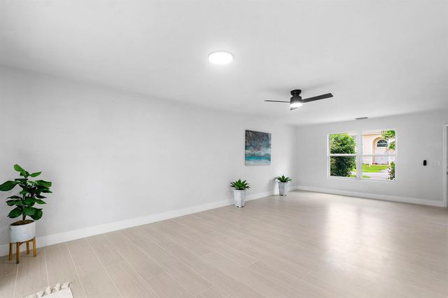 5119 Oak Hill Road, Delray Beach, FL 33484