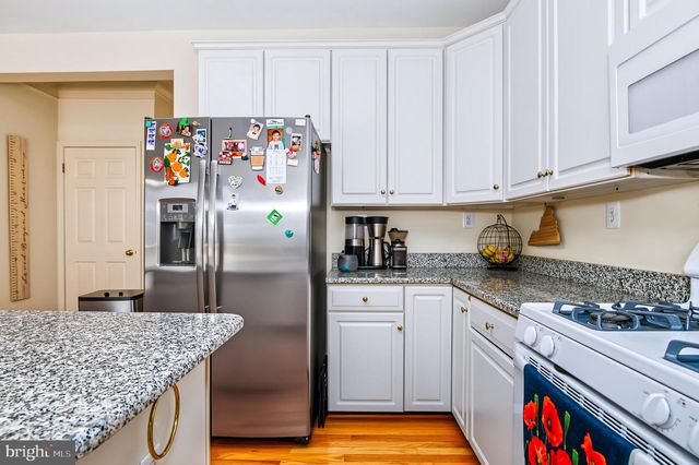 12952 OLD PLAINS RD, Fairfax, VA 22033