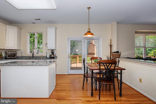 12952 OLD PLAINS RD, Fairfax, VA 22033