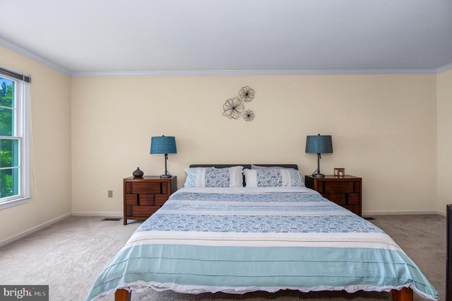 12952 OLD PLAINS RD, Fairfax, VA 22033