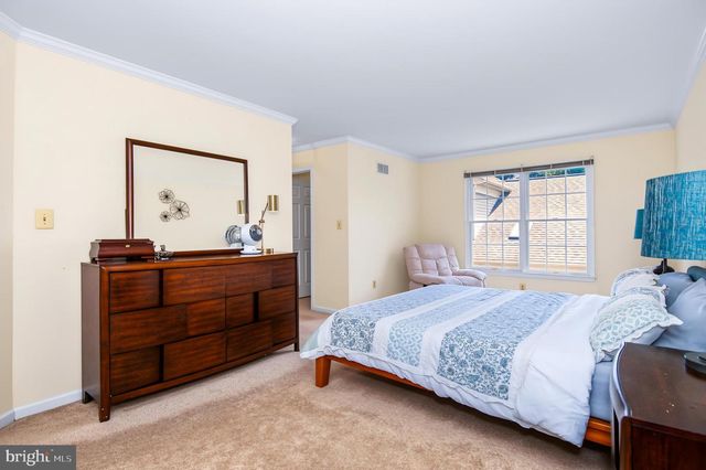 12952 OLD PLAINS RD, Fairfax, VA 22033