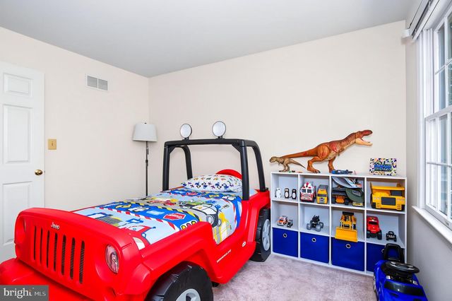 12952 OLD PLAINS RD, Fairfax, VA 22033