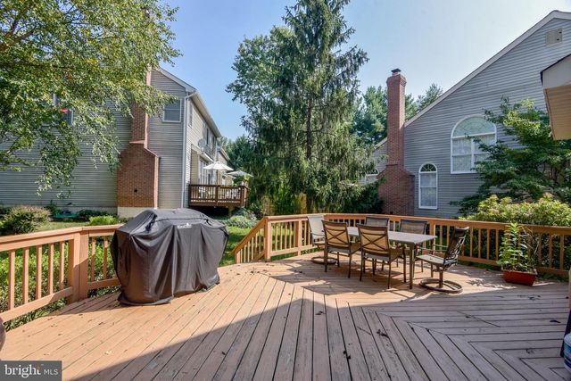 12952 OLD PLAINS RD, Fairfax, VA 22033