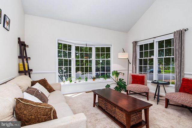 12952 OLD PLAINS RD, Fairfax, VA 22033