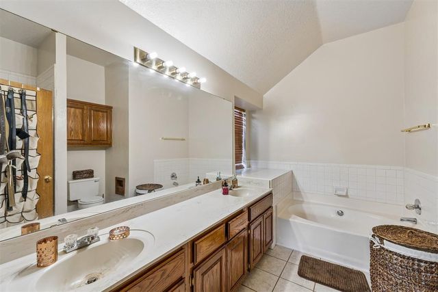 8117 Timothy Lane, Oklahoma City, OK 73135