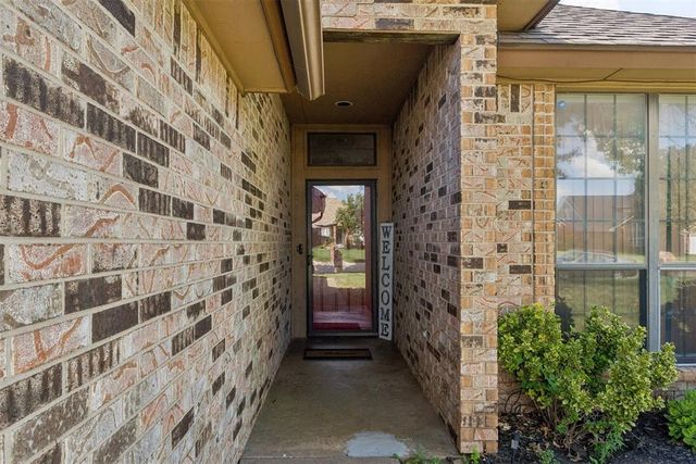 8117 Timothy Lane, Oklahoma City, OK 73135