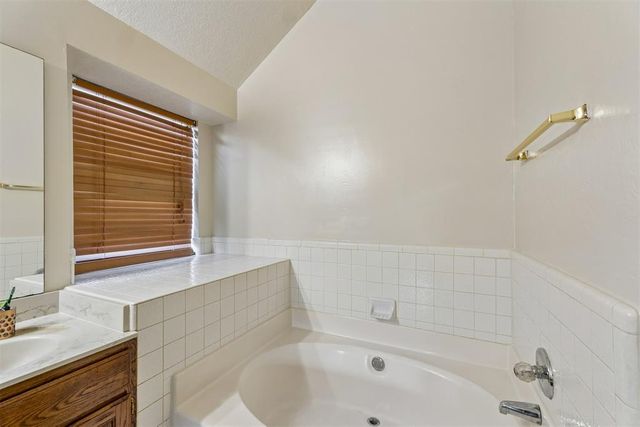 8117 Timothy Lane, Oklahoma City, OK 73135