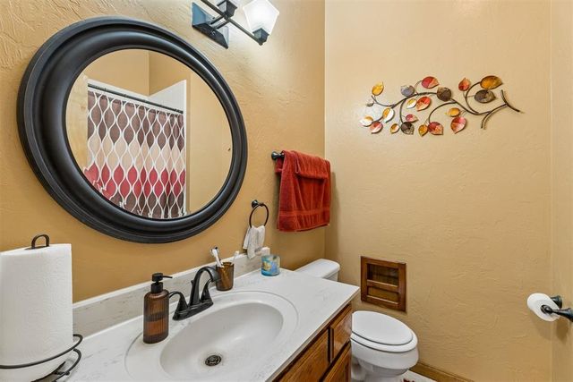 8117 Timothy Lane, Oklahoma City, OK 73135