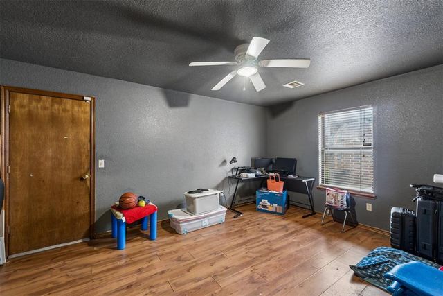 8117 Timothy Lane, Oklahoma City, OK 73135