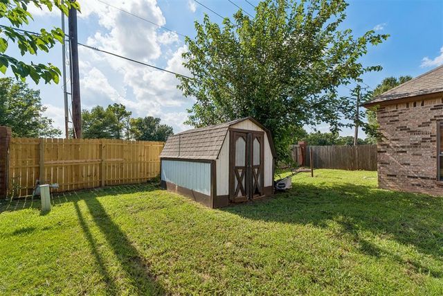 8117 Timothy Lane, Oklahoma City, OK 73135