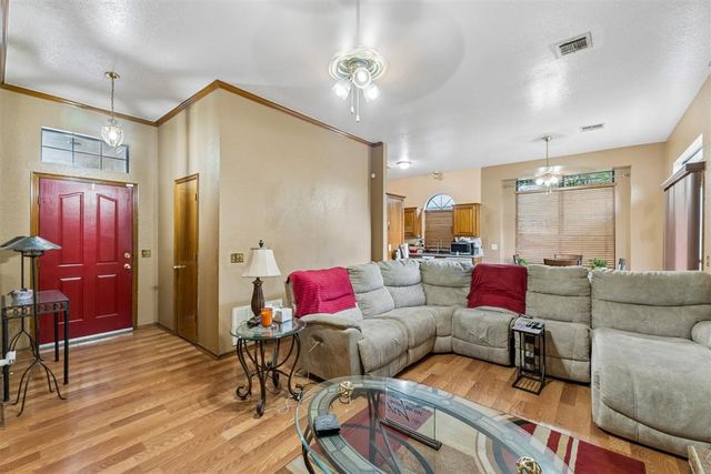 8117 Timothy Lane, Oklahoma City, OK 73135