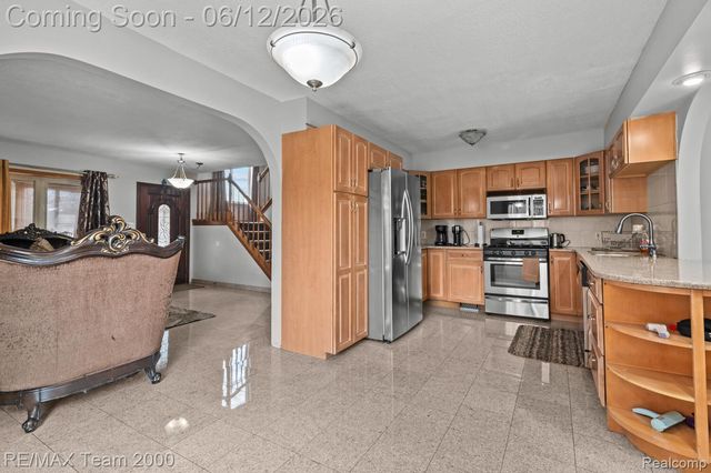 3 Morross Court, Dearborn, MI 48126