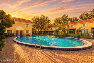 5811 ATLANTIC Boulevard 215, Jacksonville, FL 32207