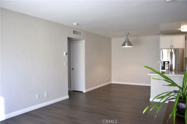 14560 Clark Street 105, Sherman Oaks, CA 91411