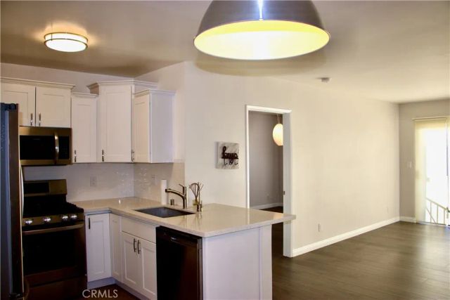 14560 Clark Street 105, Sherman Oaks, CA 91411
