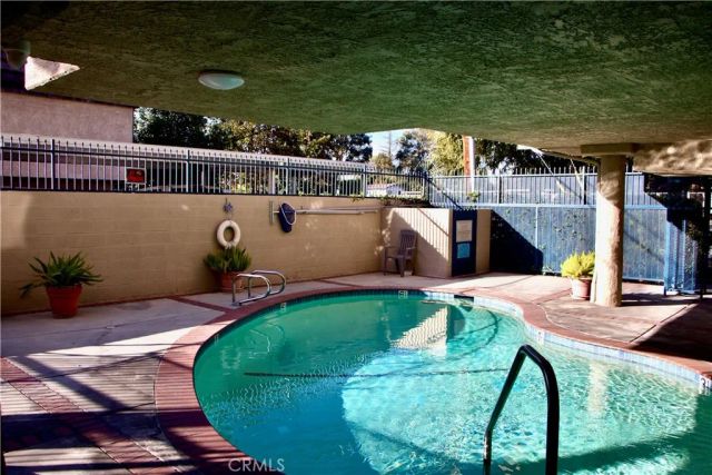 14560 Clark Street 105, Sherman Oaks, CA 91411