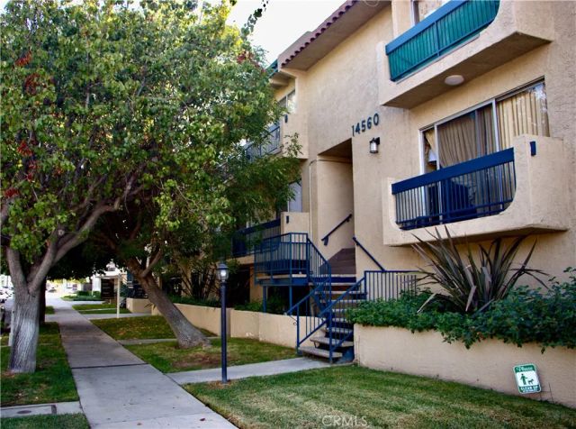 14560 Clark Street 105, Sherman Oaks, CA 91411