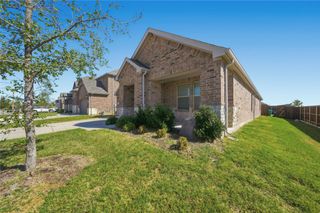 3400 Kingsview Drive, Denton, TX 76207