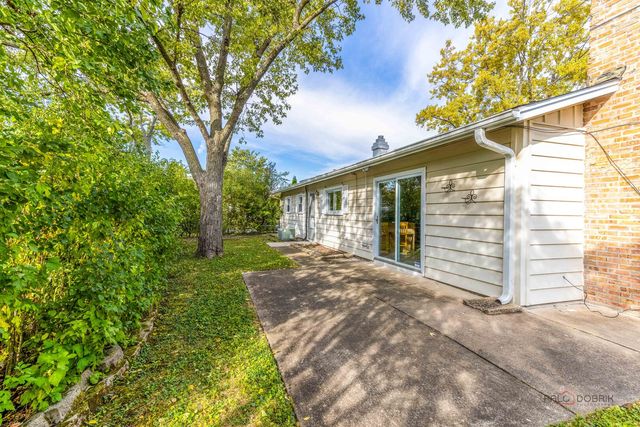 533 Cherry Lane, Glenview, IL 60025