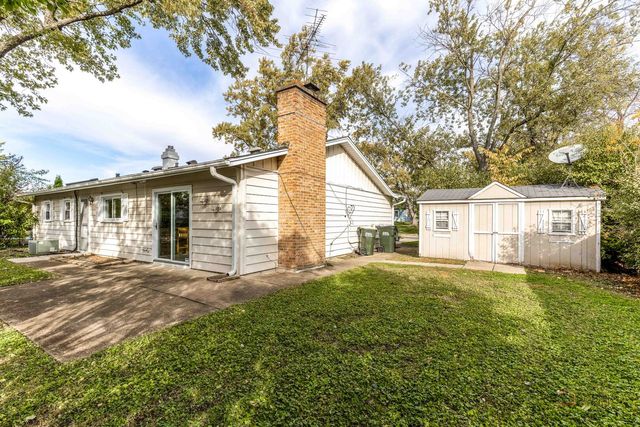 533 Cherry Lane, Glenview, IL 60025