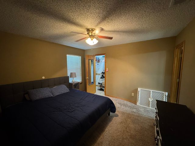 705 E James Street, Wills Point, TX 75169