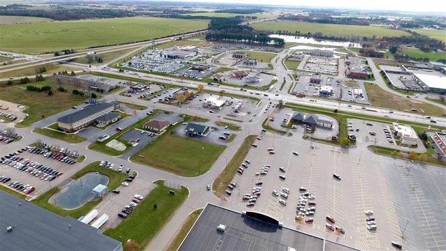 2800 VILLAGE PARK DRIVE, Plover, WI 54467