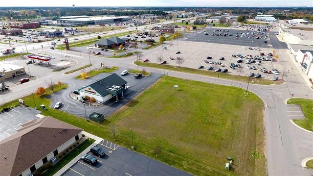 2800 VILLAGE PARK DRIVE, Plover, WI 54467