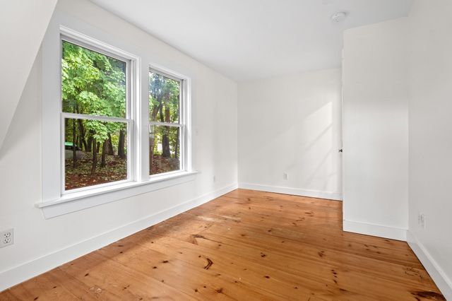 1105 Washington, Gloucester, MA 01930