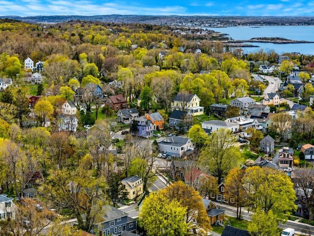 1105 Washington, Gloucester, MA 01930
