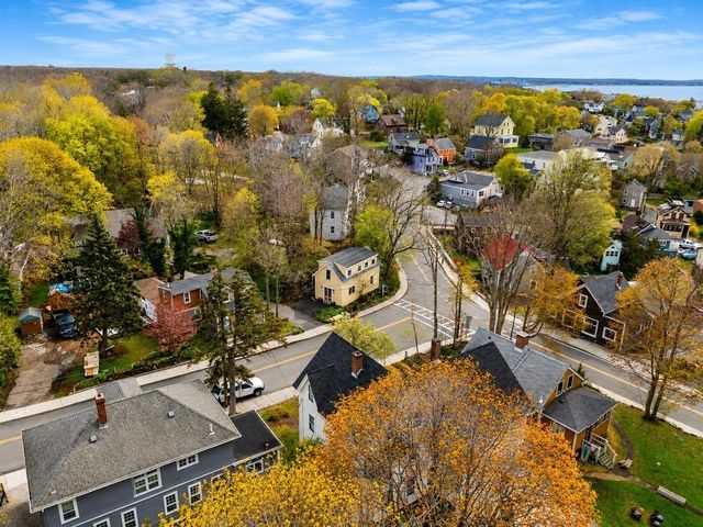 1105 Washington, Gloucester, MA 01930
