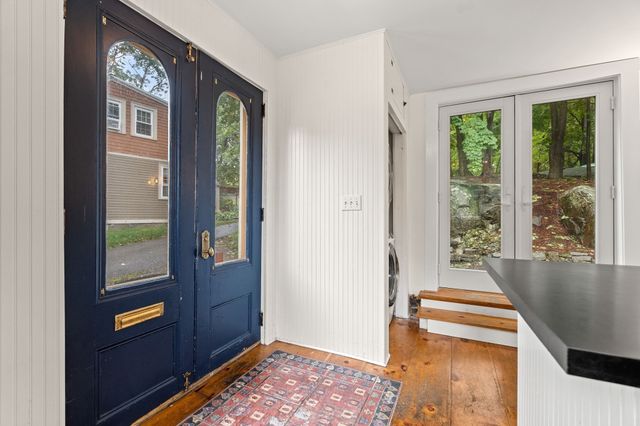 1105 Washington, Gloucester, MA 01930
