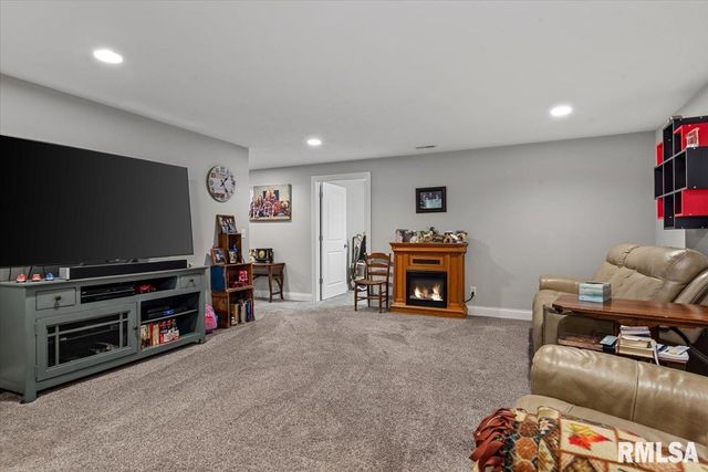 3208 Telford Drive, Springfield, IL 62711