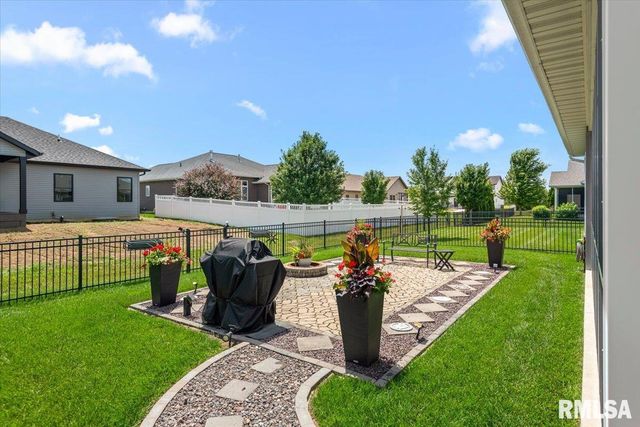 3208 Telford Drive, Springfield, IL 62711