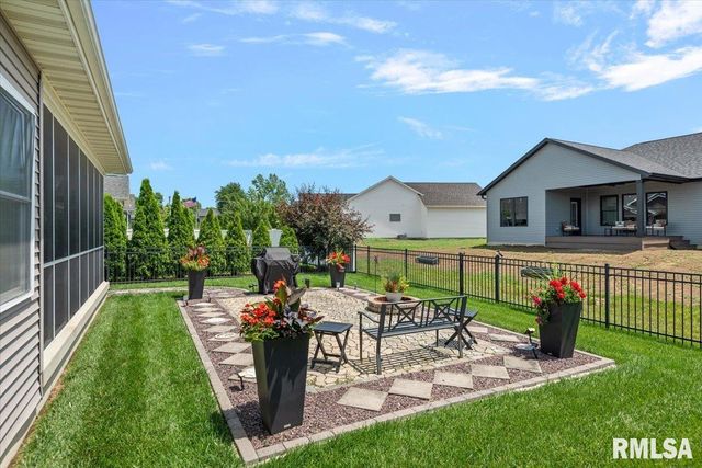 3208 Telford Drive, Springfield, IL 62711