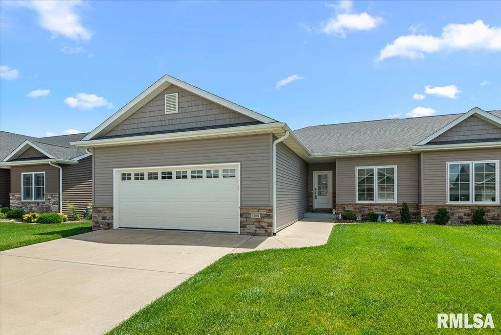 3208 Telford Drive, Springfield, IL 62711