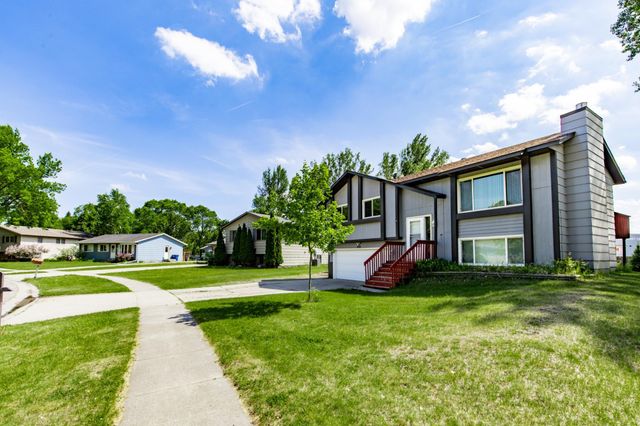 439 Birch Lane, Moorhead, MN 56560