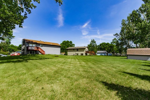 439 Birch Lane, Moorhead, MN 56560