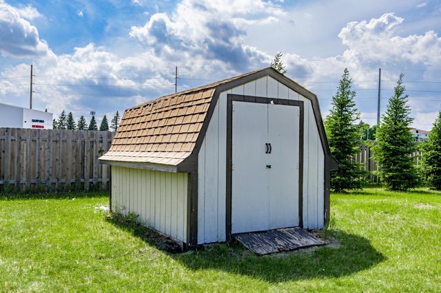 439 Birch Lane, Moorhead, MN 56560