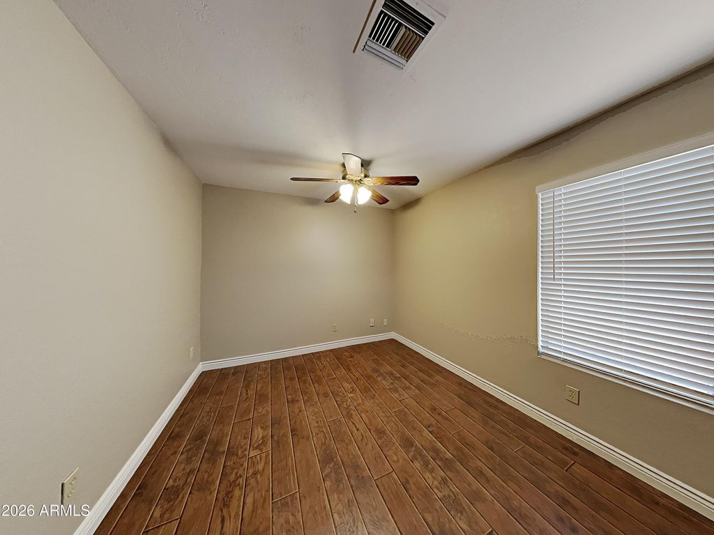6418 W SAGUARO Drive, Glendale, AZ 85304 — photo 2