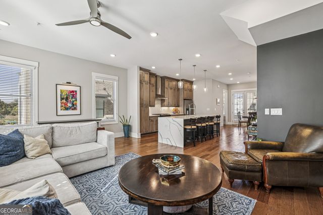 1024 Robert Smalls Way, Atlanta, GA 30318