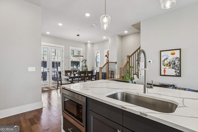 1024 Robert Smalls Way, Atlanta, GA 30318