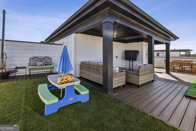 1024 Robert Smalls Way, Atlanta, GA 30318