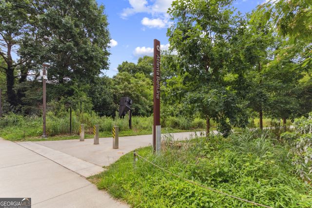 1024 Robert Smalls Way, Atlanta, GA 30318